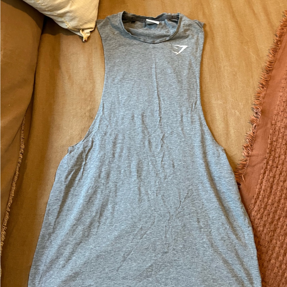 Gymshark cutoff tank